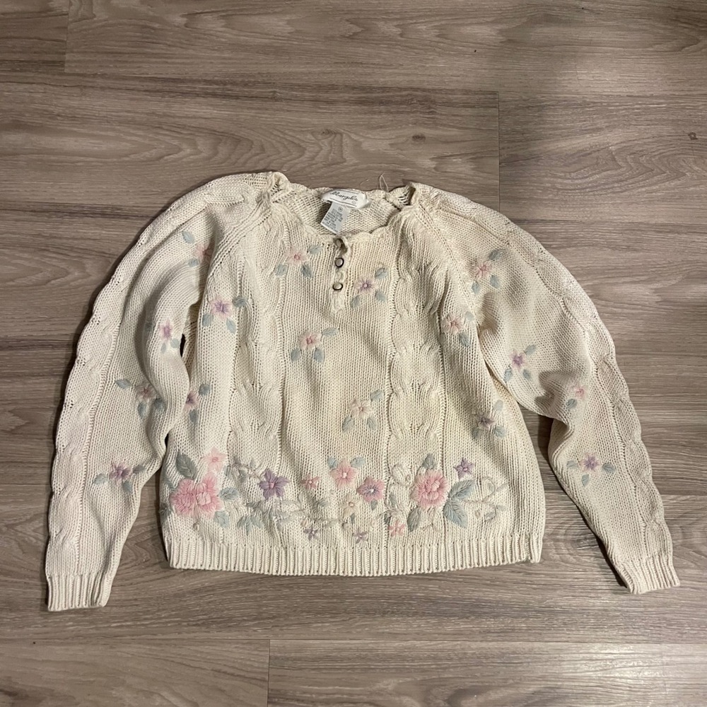 Vintage Embroidered GrandmaCore Cottagecore‎ Knit Sweater Floral Pearl Button
